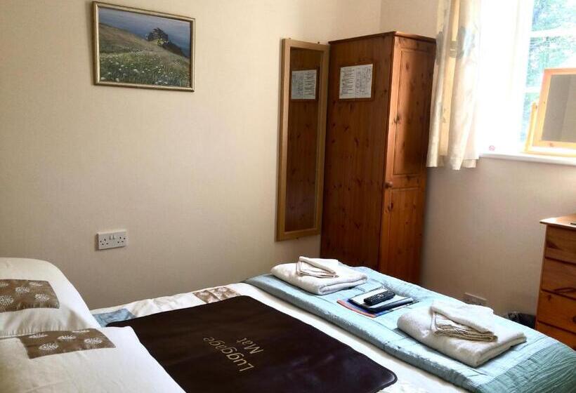 펜션 Rosalie Guest House