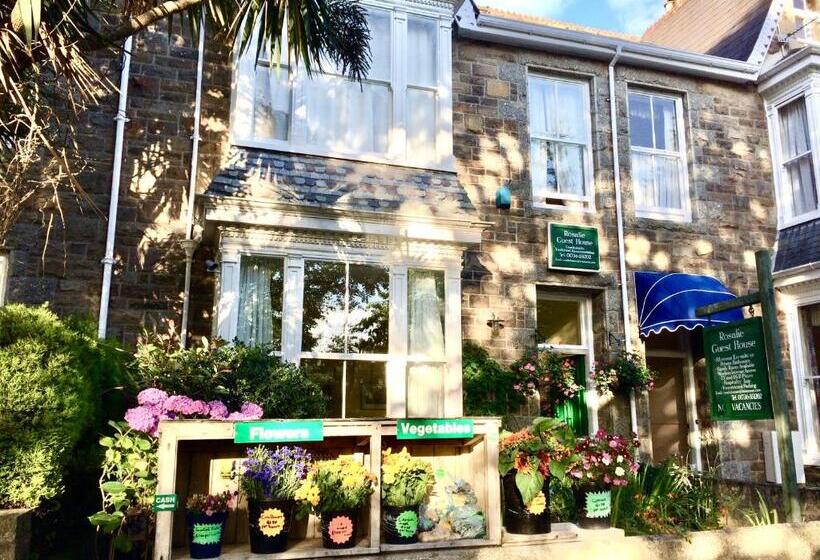 펜션 Rosalie Guest House