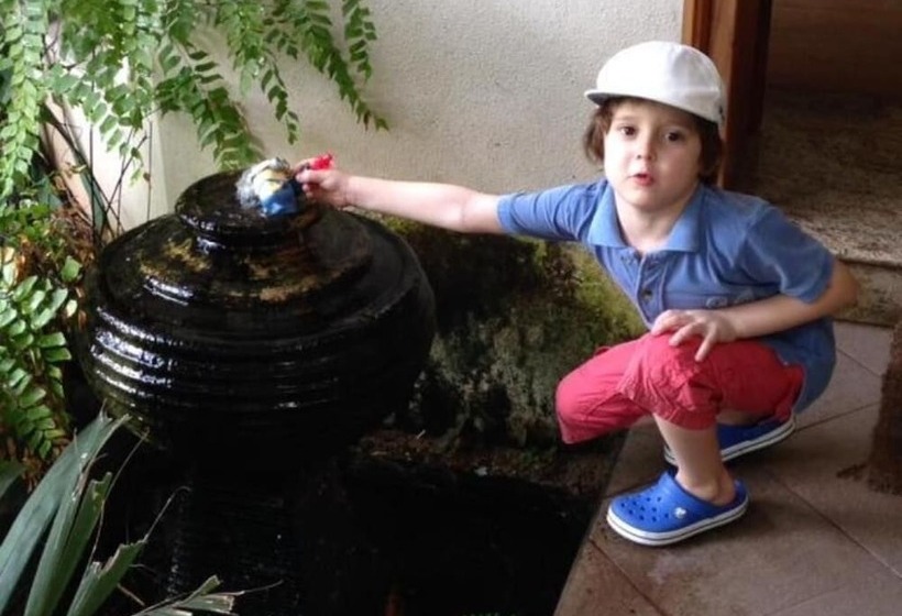 פנסיון Silvikris Villa