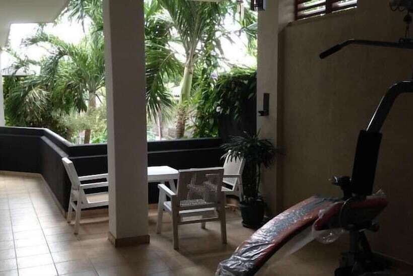 פנסיון Silvikris Villa