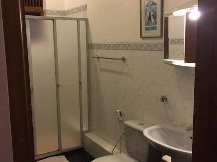 פנסיון Silvikris Villa