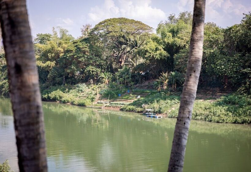 پانسیون Villa Khili Namkhan