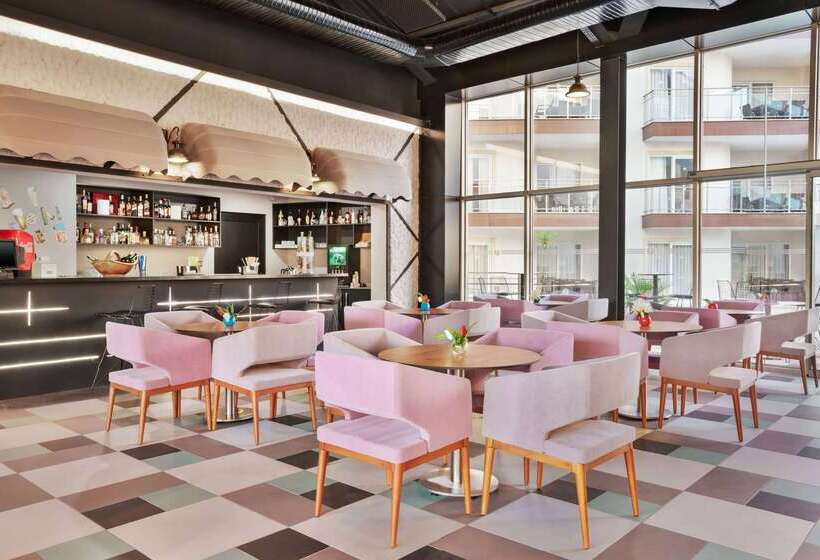 Ramada Hotel & Suites by Wyndham Kusadasi