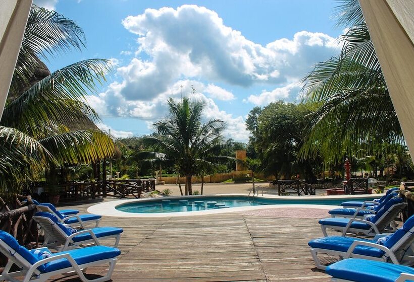 Real Mayab Hotel & Bungalows