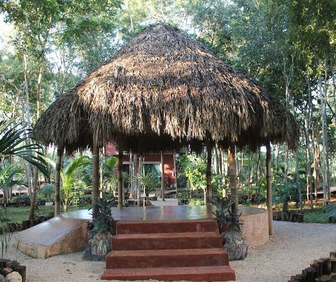 Real Mayab Hotel & Bungalows