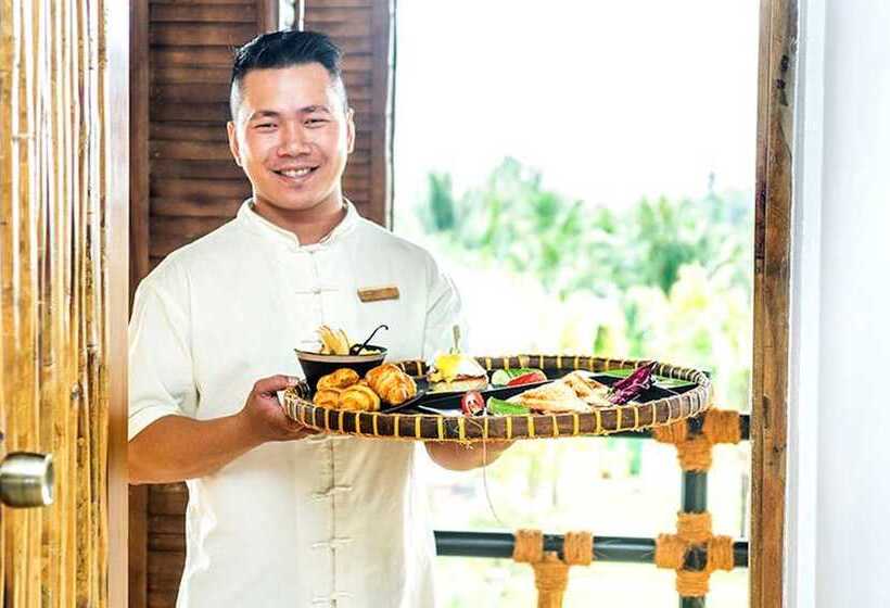 استراحتگاه The Island Lodge