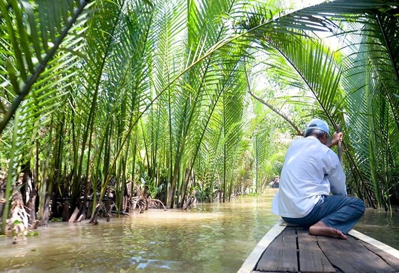 استراحتگاه The Island Lodge
