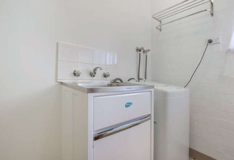 Sandpiper Apartments