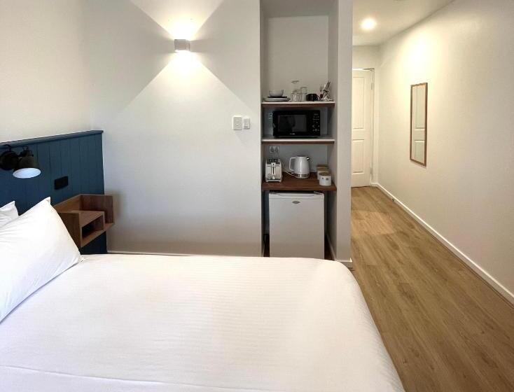 The Albion Motel Castlemaine