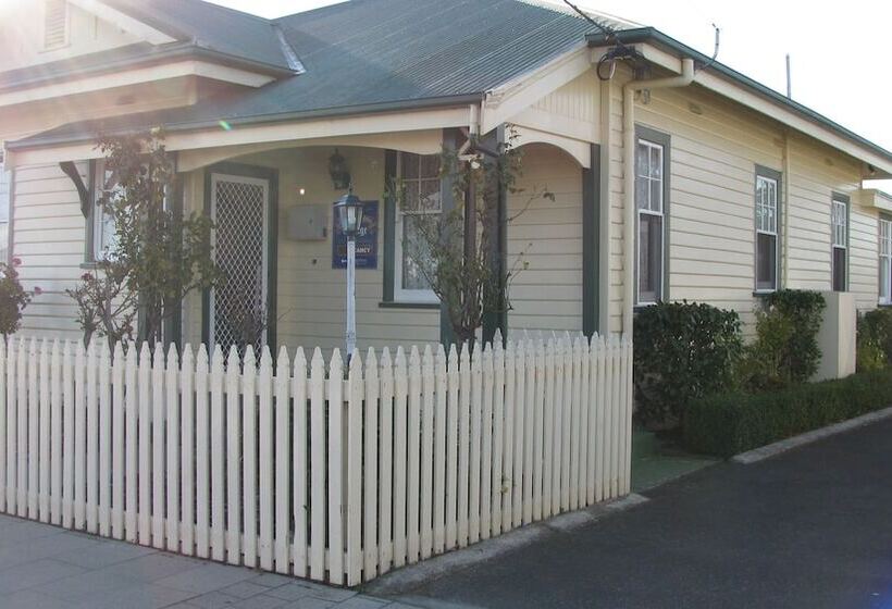 The Postmaster Inn Bnb