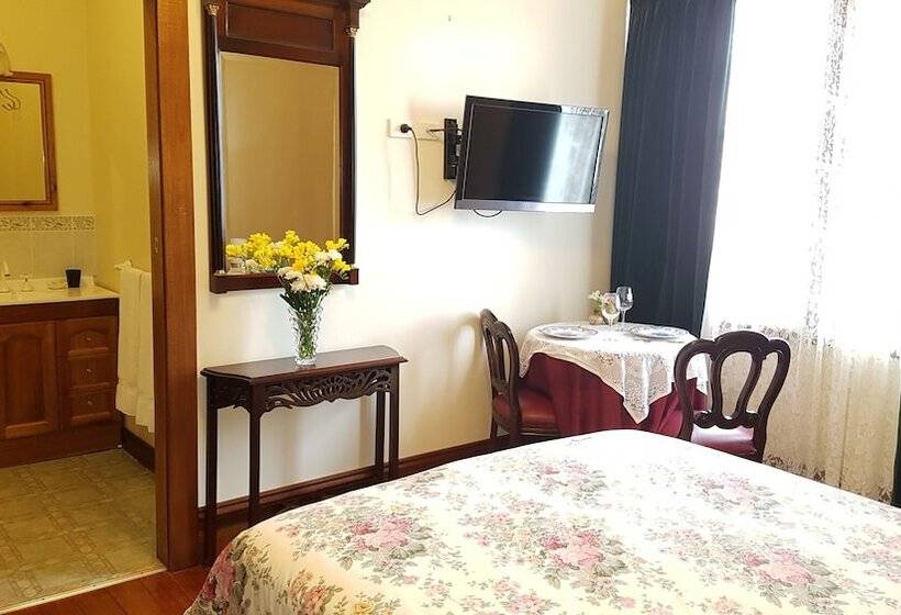 The Postmaster Inn Bnb