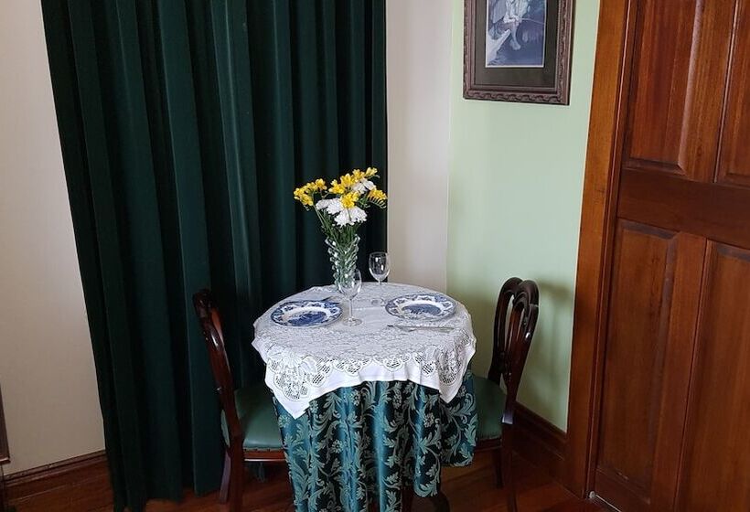 The Postmaster Inn Bnb