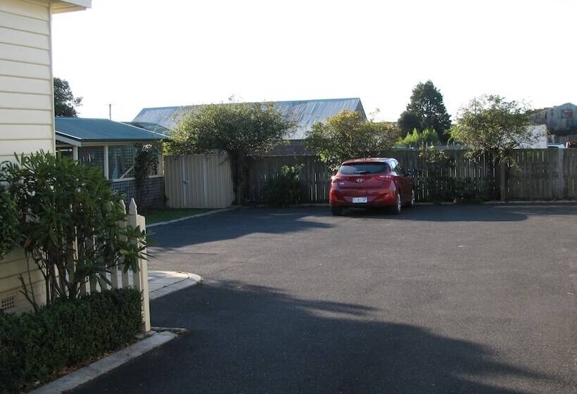 The Postmaster Inn Bnb