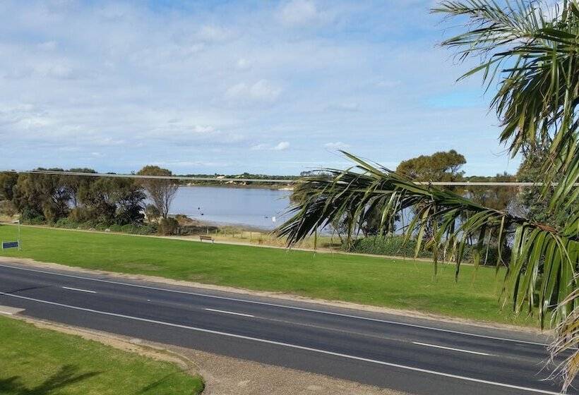 Ultimate Holiday Apartments