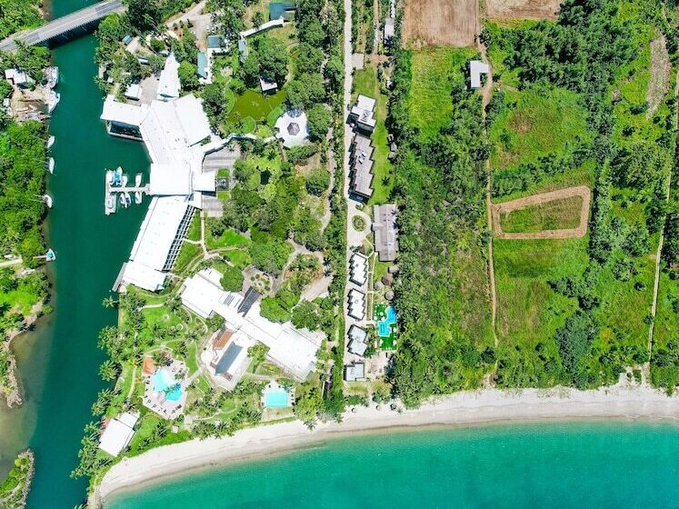 Ultiqa Fiji Palms Beach Resort