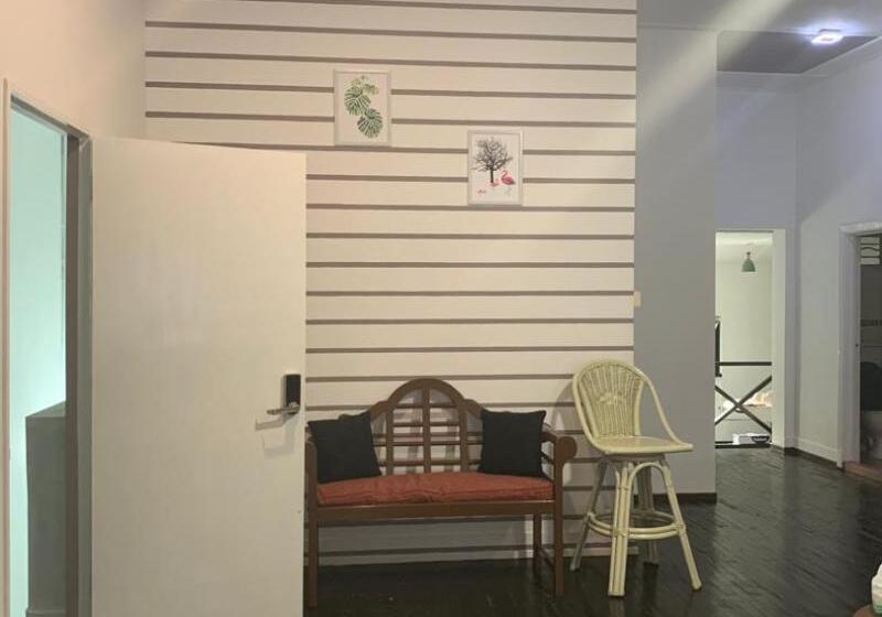 X Plorer Backpackers   Hostel