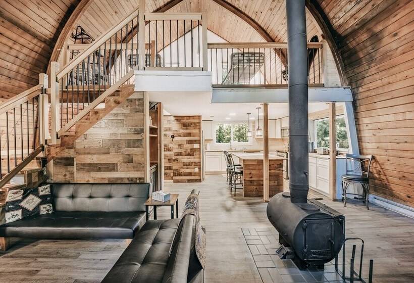 78mbr   Wood Stove   Wifi   Pets Ok   Bbq   Sleeps 6