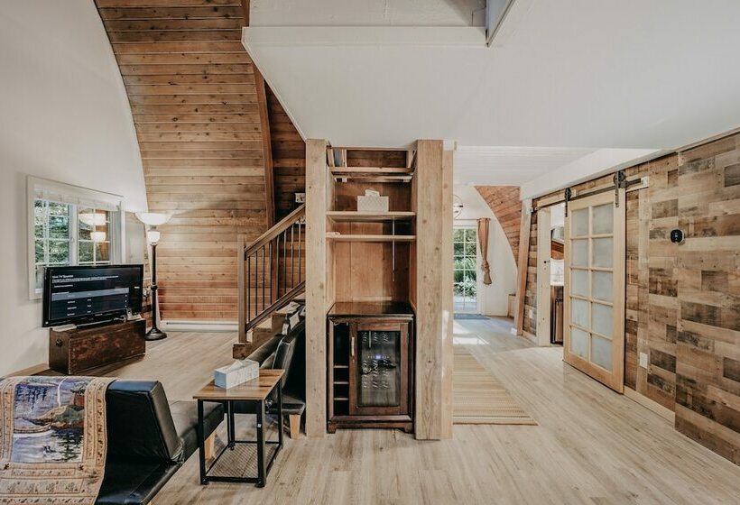 78mbr   Wood Stove   Wifi   Pets Ok   Bbq   Sleeps 6