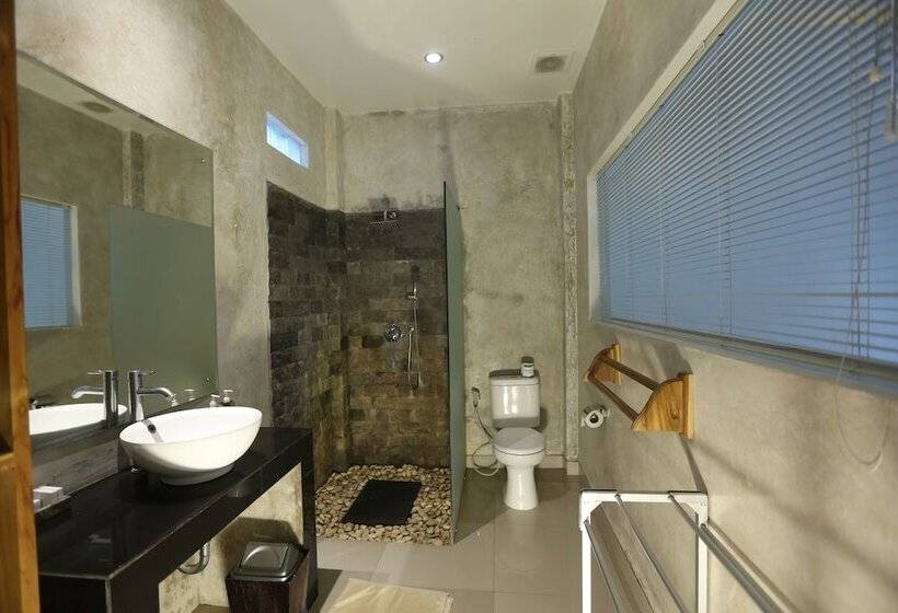 בית מלון כפרי Angsoka Bungalow