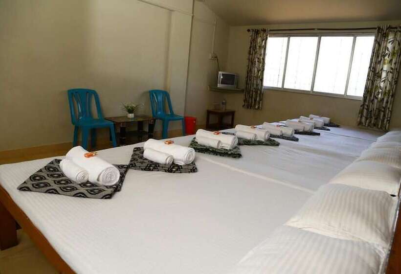 בית מלון כפרי Atithi Lodge