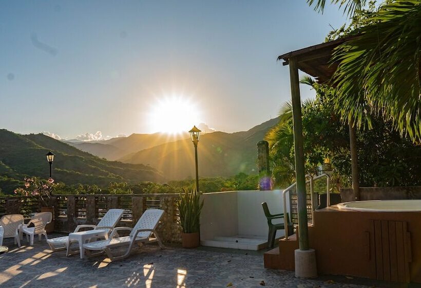 فندق Caseron Del Parque