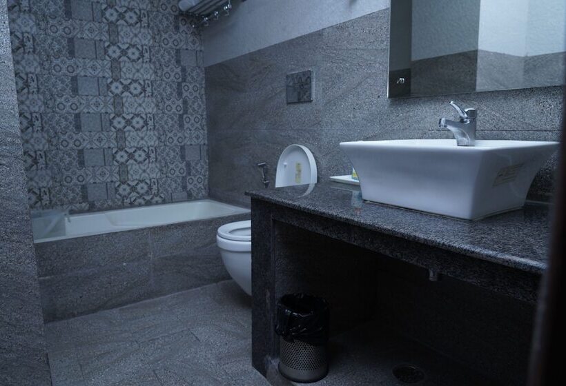 فندق Dharamshala Paradise