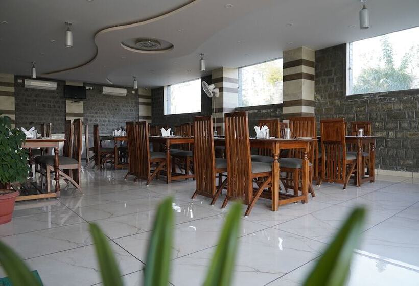 فندق Dharamshala Paradise