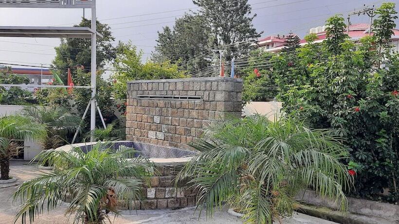 فندق Dharamshala Paradise