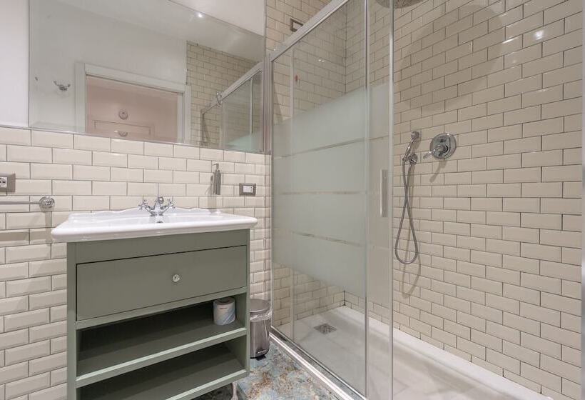 هتل Duomo Smart Suites