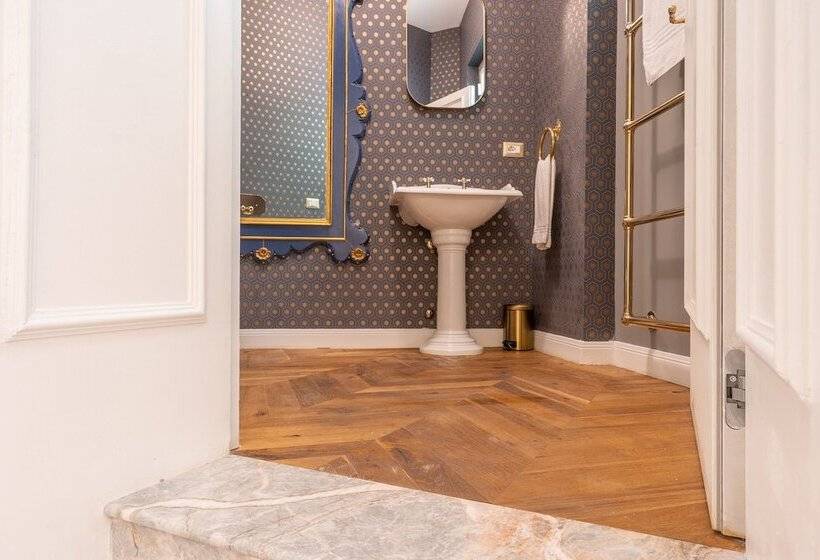 هتل Duomo Smart Suites