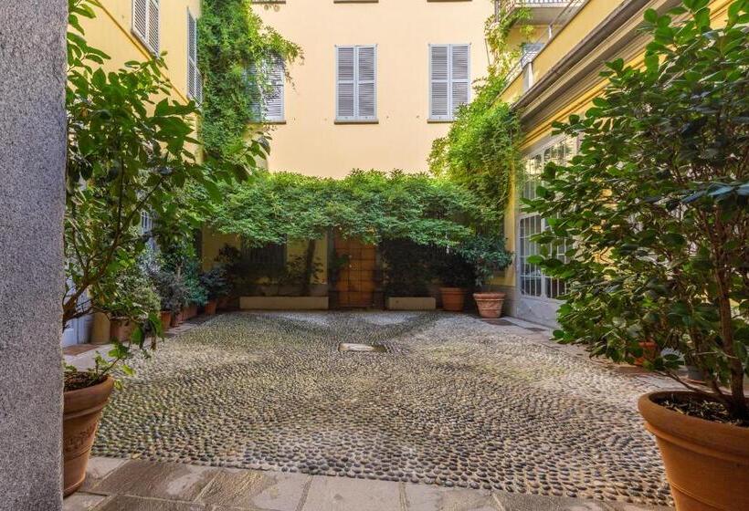 هتل Duomo Smart Suites