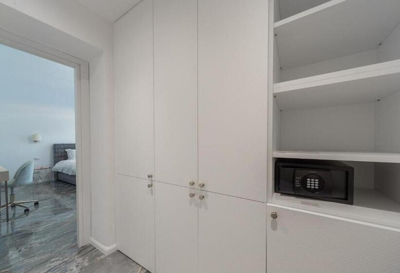 هتل Duomo Smart Suites