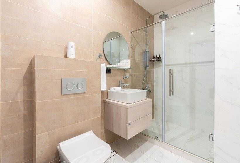 ホテル Inspira S Tashkent