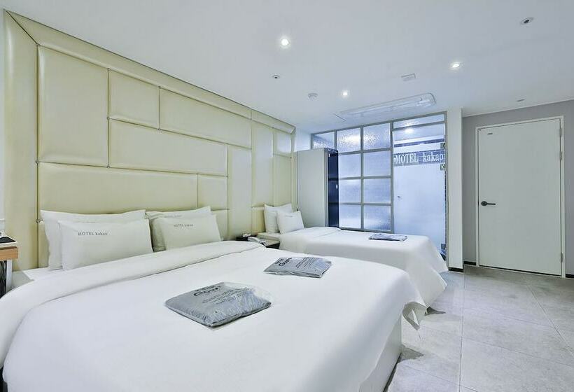 בית מלון כפרי Kakao