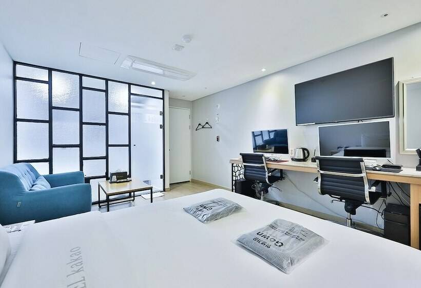 בית מלון כפרי Kakao