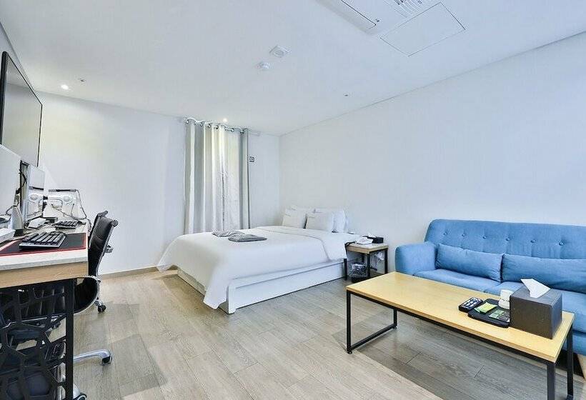 בית מלון כפרי Kakao