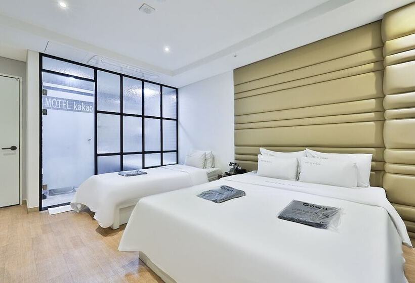 בית מלון כפרי Kakao