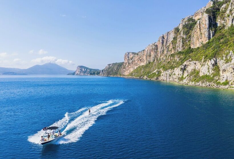 בית מלון כפרי Mandarin Oriental, Costa Navarino