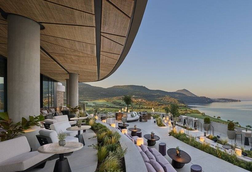 בית מלון כפרי Mandarin Oriental, Costa Navarino