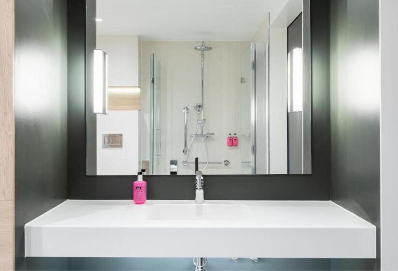 בית מלון כפרי Moxy Dortmund City