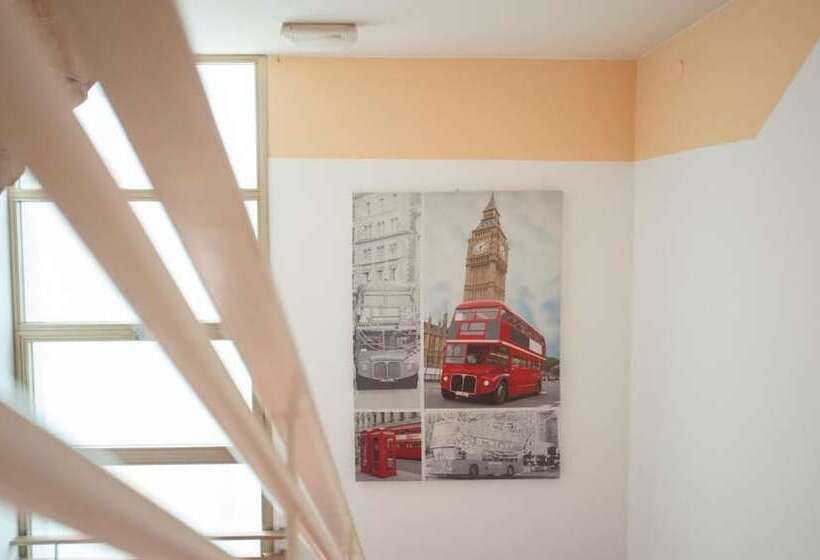 هتل Villa Silvie Rose