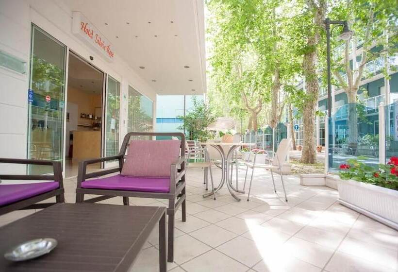 هتل Villa Silvie Rose