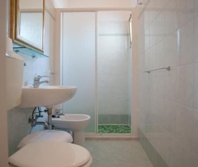 هتل Villa Silvie Rose