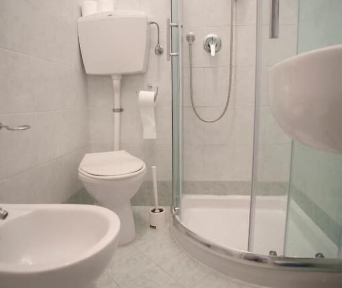 هتل Villa Silvie Rose