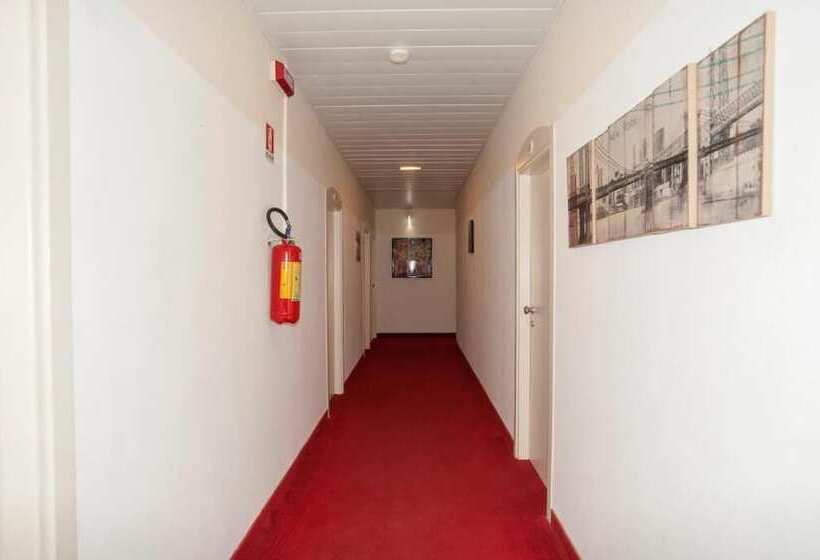 هتل Villa Silvie Rose