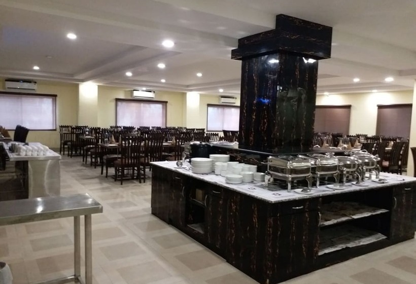 酒店 The Sravasti Residency