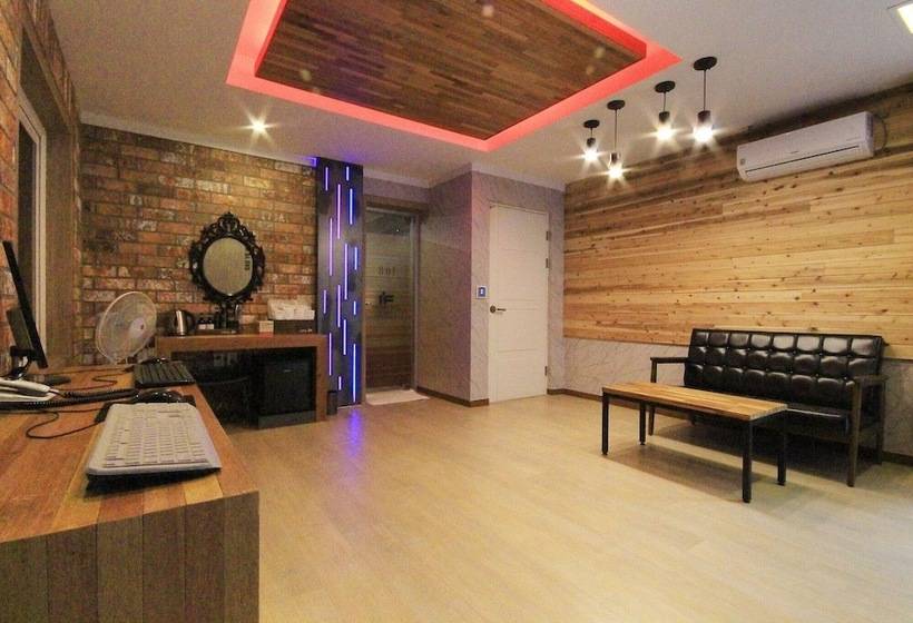 Мотель Daegu Seongseo Hotel If
