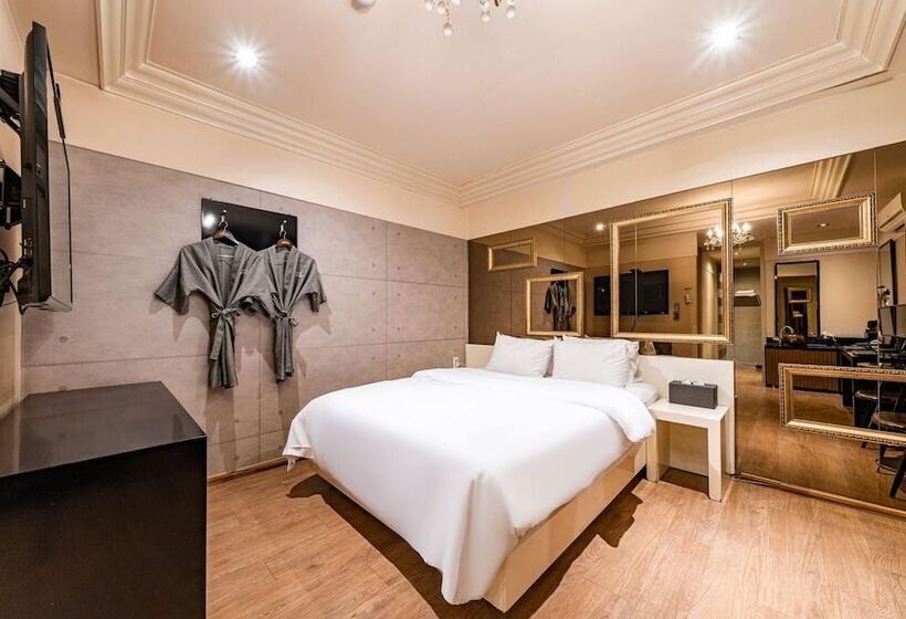 Мотель Yongin Yangji Sangria