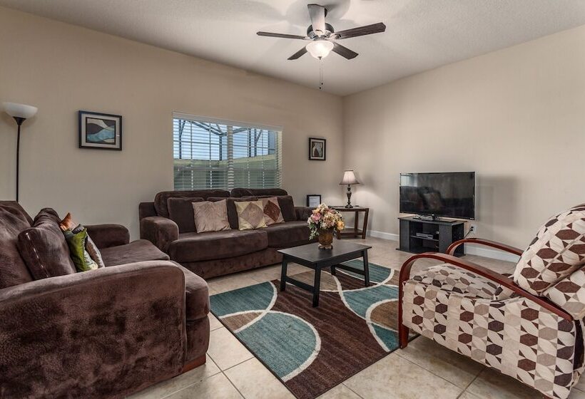 Paradise Palms Ru580