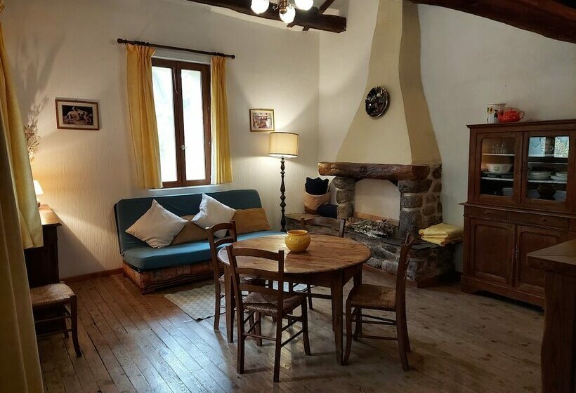 ペンション Les Copains à Bord   Gîtes